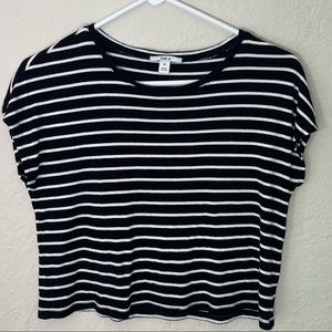 ✨3 for $20 Bar III B&W Striped Crop Top